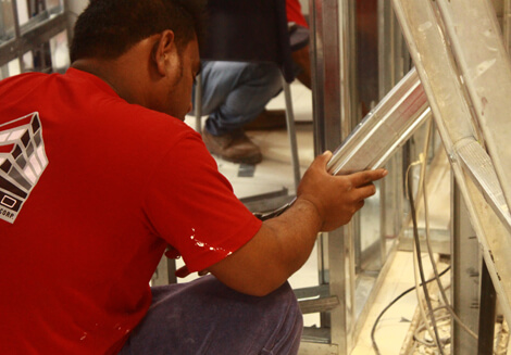 Image showing a construction site with workers and equipment, illustrating the project implementation phase.