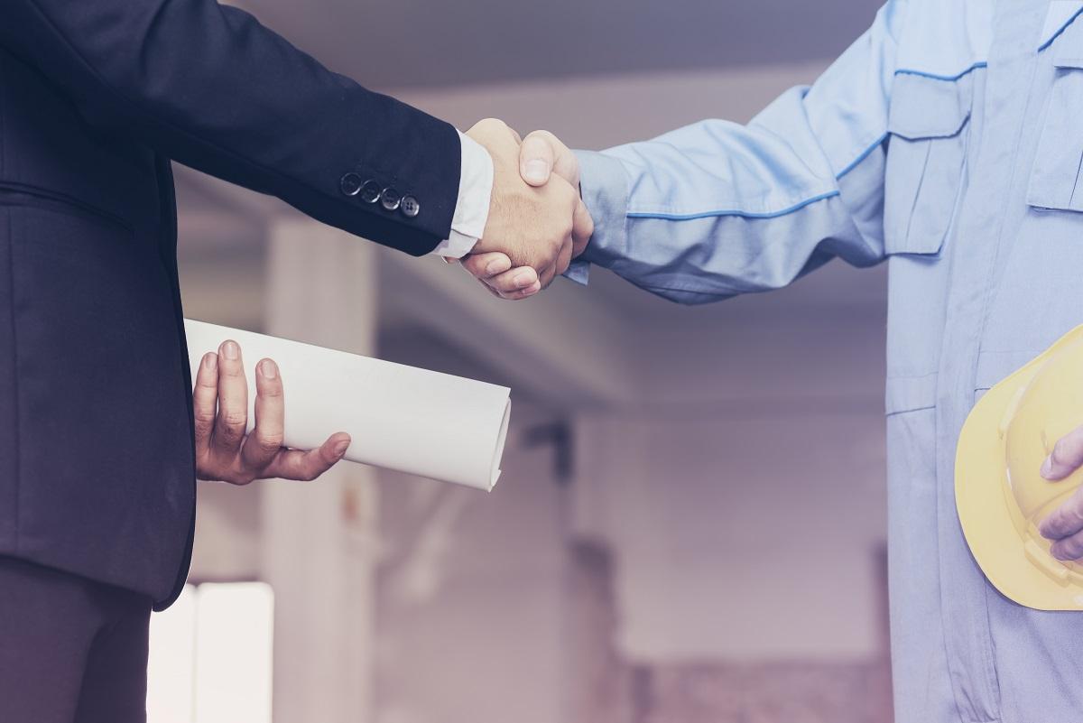 Team showcasing the advantages of hiring a general contractor