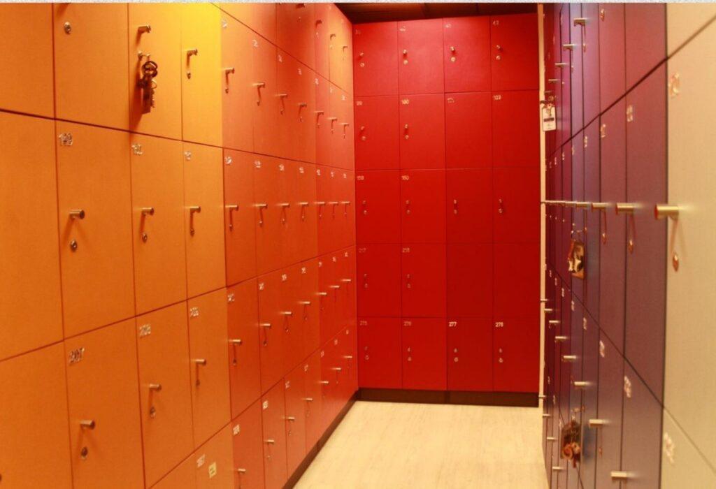 Smart storage solutions in dream office design for clutter-free workspace